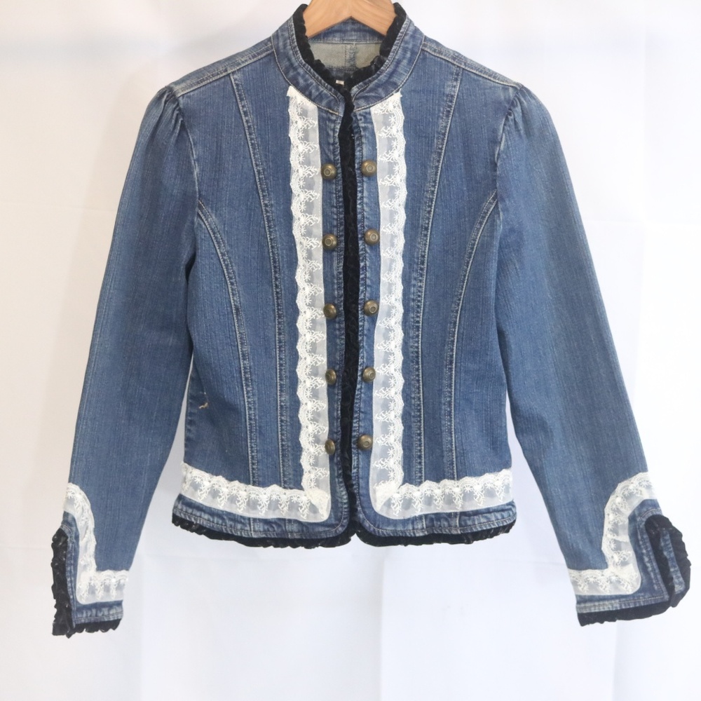 A.M.I. Women's PM Denim Lace Jacket